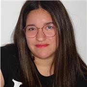 Estudiante de Educación infantil, imparte clases de repaso de Matemáticas y Valenciano